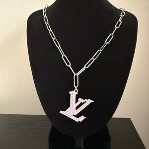 Designer inspired Silver and  Light Purple Pendant Necklace